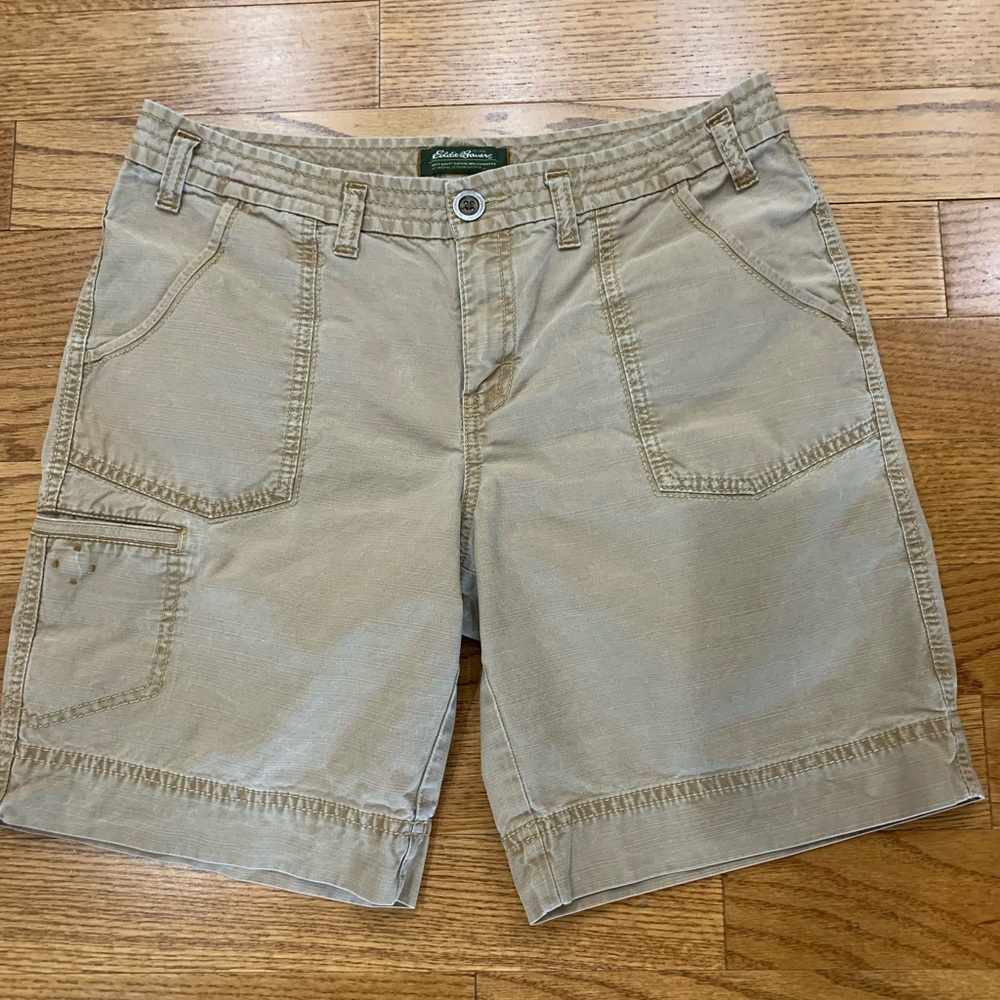 Eddie bauer all cotton shorts sz 8 non smoking clean excellent preowned gray